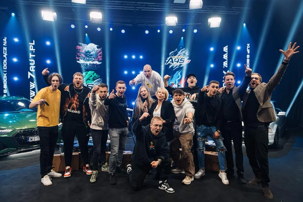 Finał loterii 7aut.pl - Budda, ekipa Influi i Beata Wentura-Dudek na scenie
